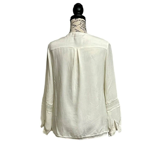 Chicos Lace-Trim Pullover Button Up Tunic Crochet Semi Sheer 0 4/6 Preppy Beach - Picture 5 of 10